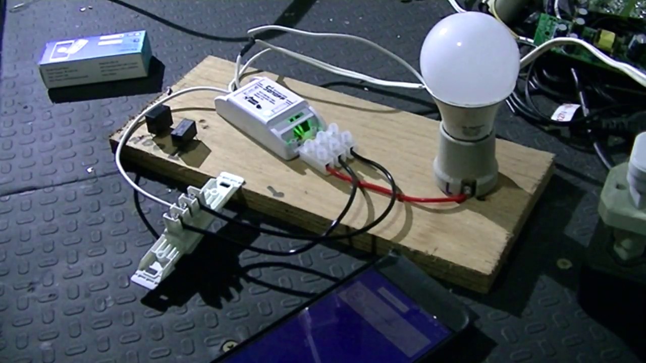 Relé Sonoff com interruptor three way, sem mistério