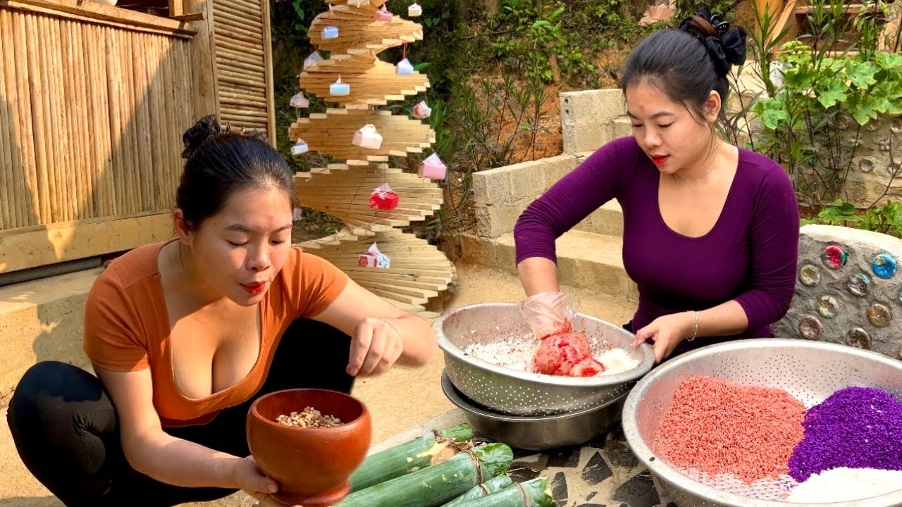 How to bake bamboo tubes to make five-color sticky rice - Cooking, farm life | Ma Thi Hieu