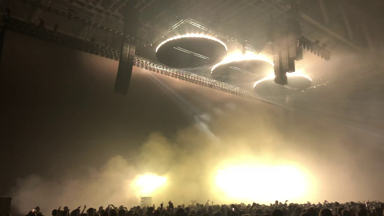Swedish House Mafia - Miami 2 Ibiza live at Tele2 Arena 02.05.19