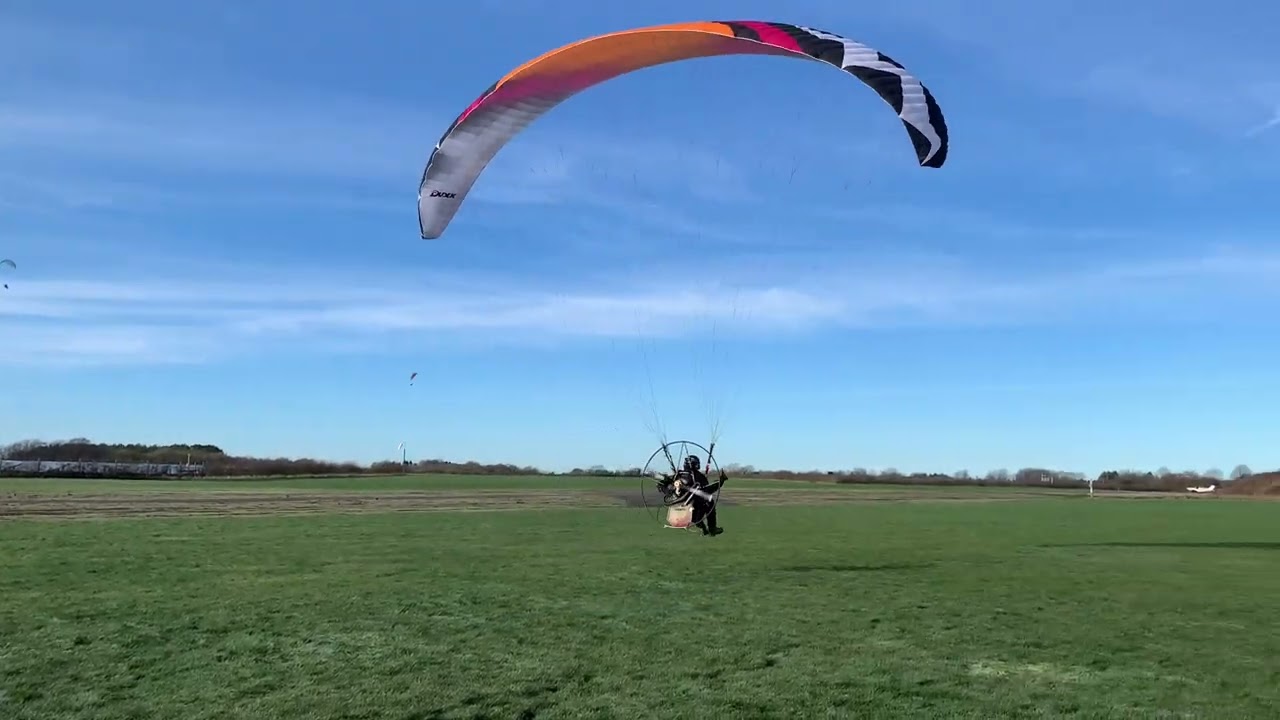 Short Paramotor Flight on my Dudek Nucleon 4