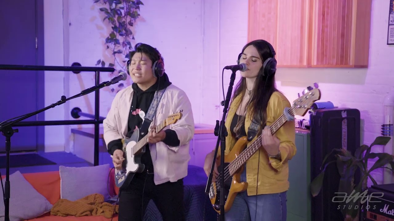 Float On (Live at AME Studios) - Bermuda Search Party