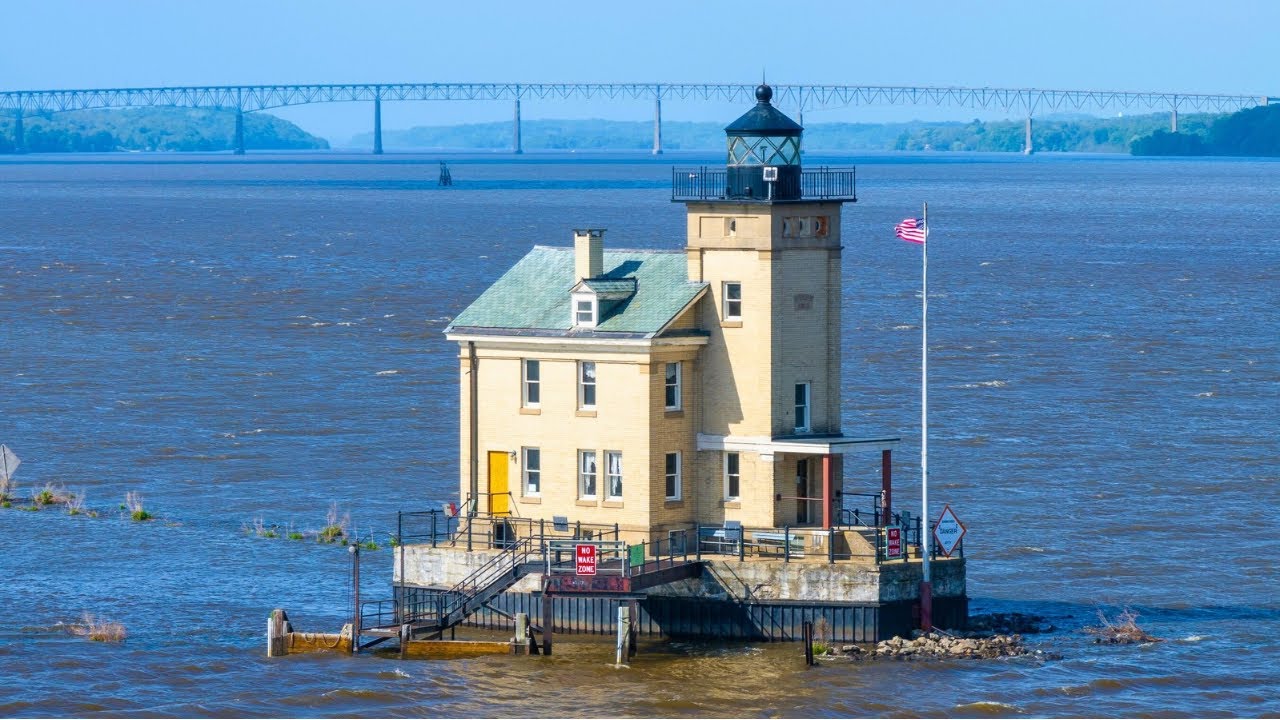 Rondout Lighthouse, New York by Drone - 3 Min of Calm | Vol.3