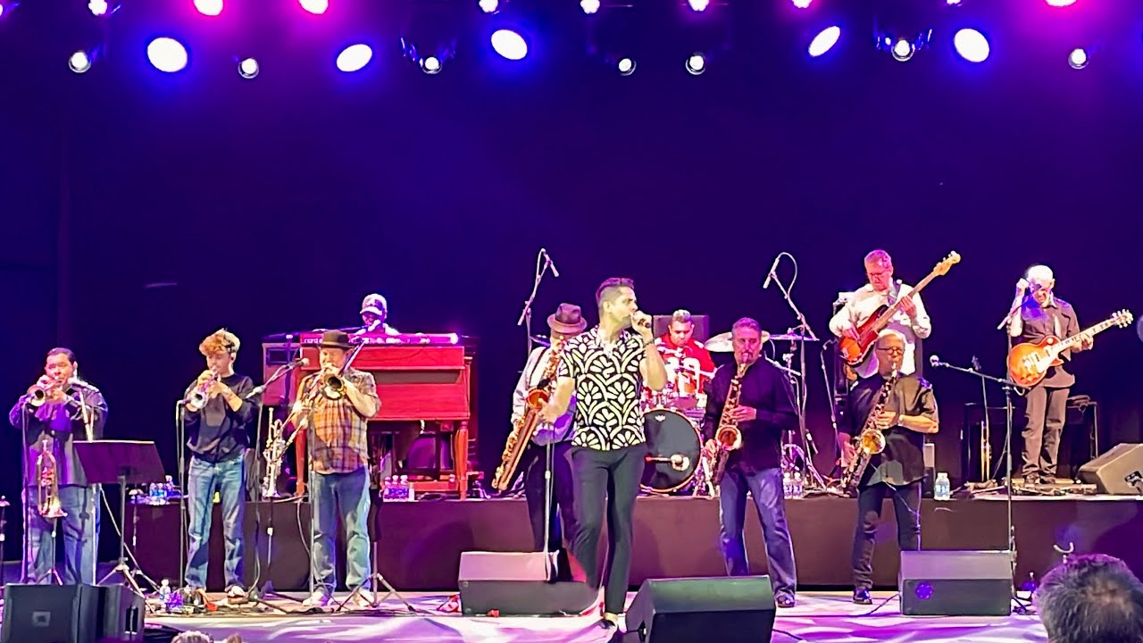 LEVI FARRAR W/TOWER OF POWER! (6/26/25)