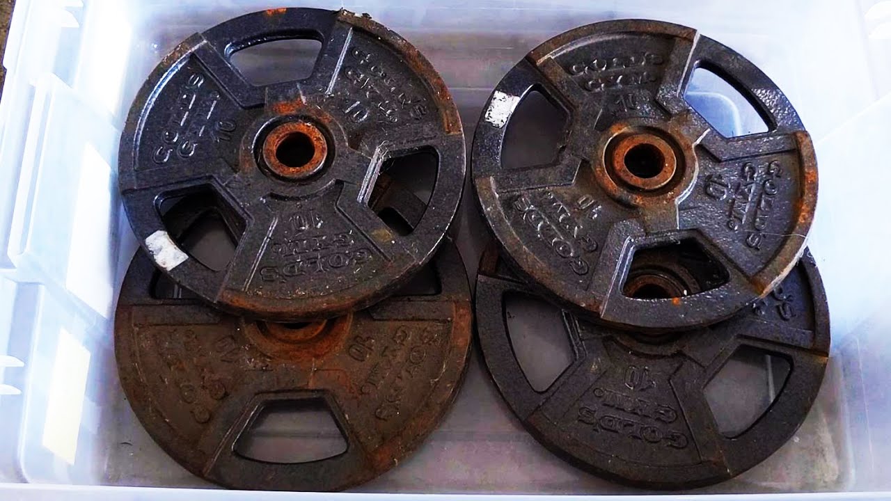 How to Clean Rusty Weights