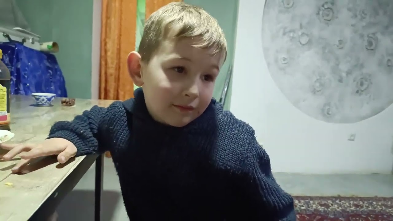 Марк Эммануэль рассказывает как он соскучился по бабушке #маркэммануэль #топ