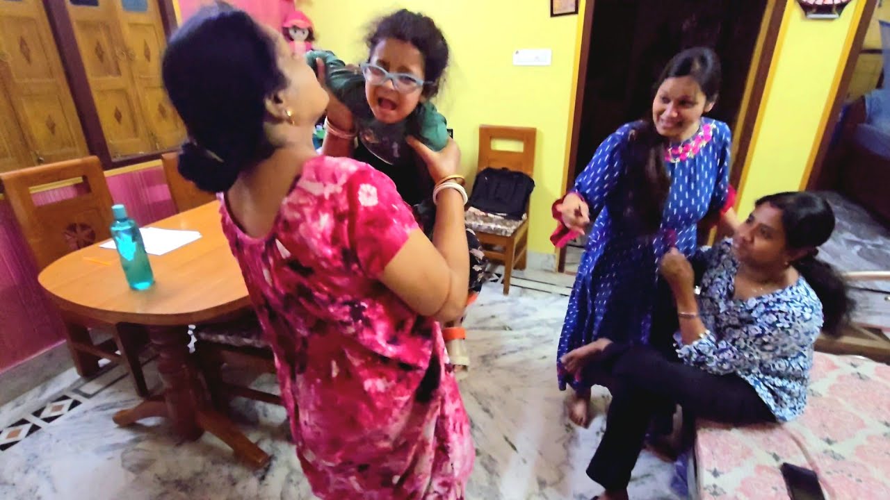 বোনের সাথে কী নিয়ে এত ঝগড়া? 😱 মেয়ে এত রেগে গেল কেন? | Bengali Family Vlog