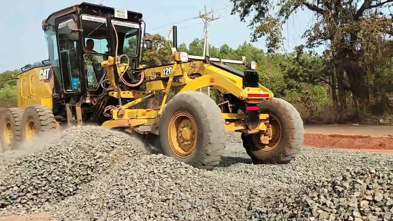 CAT® motar Grader 120 gsb  grading work highway #azam