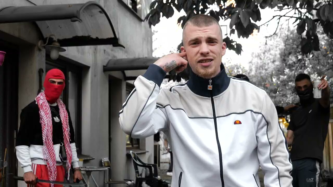 Revilo_261 - LIFE (Offizielles Video)