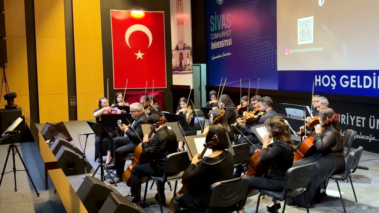 Shostakovich Waltz No.2 - Sivas Cumhuriyet Oda Orkestrası - Bülent Yazıcı, mandolin