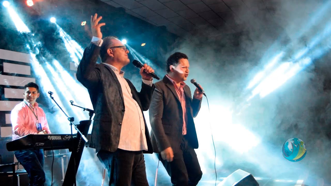 Derrama De Tu Fuego / Marcos Witt Ft Franco Portilla y Banda GSL en Pasto