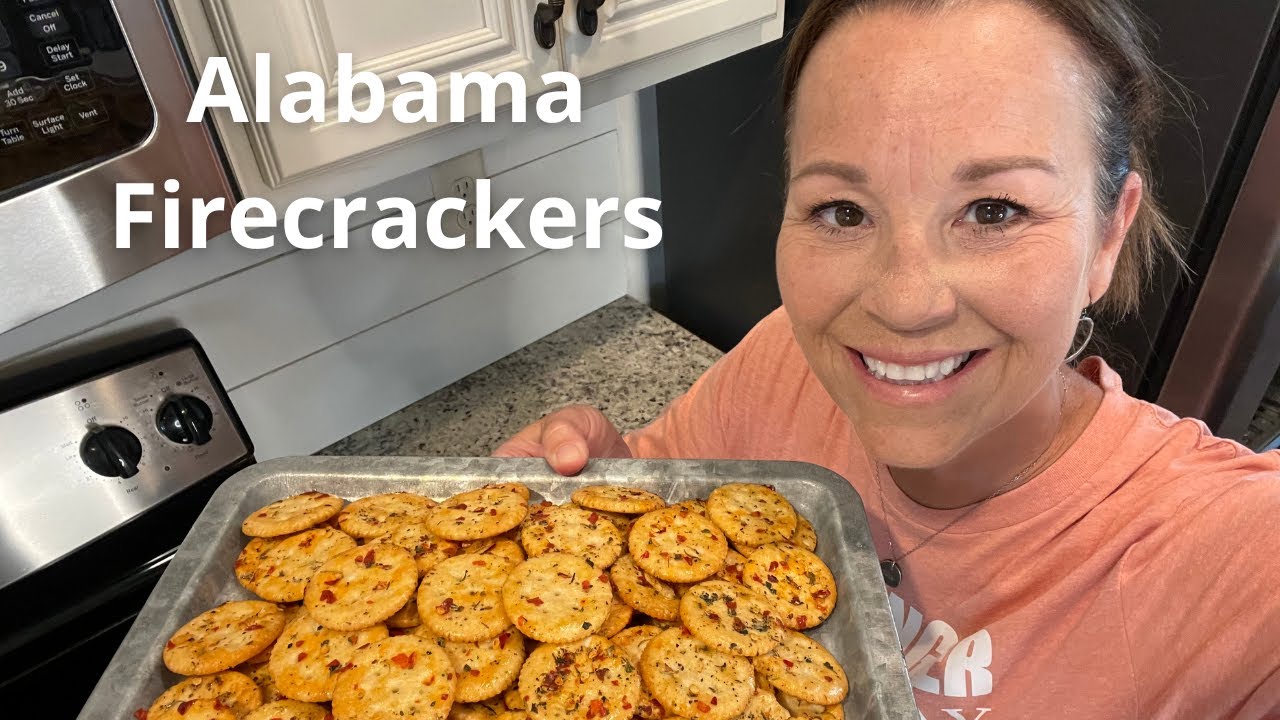 Alabama Firecrackers | Spicy crackers | Delicious quick snack to make | Miss Annie's recipes