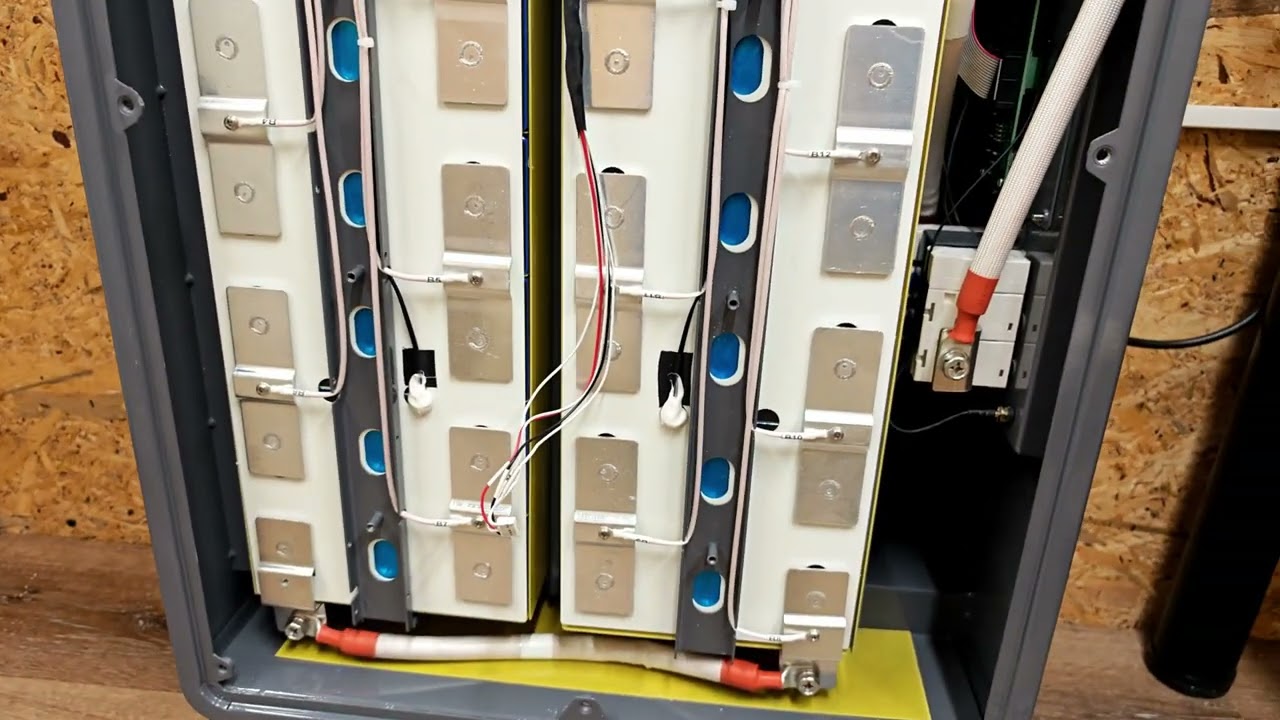 Gotowy magazyn energii 15 kWh LiFePO4 51,2V &ndash; porządna robota, ale... Zawsze znajdziemy jakiś minus🔧