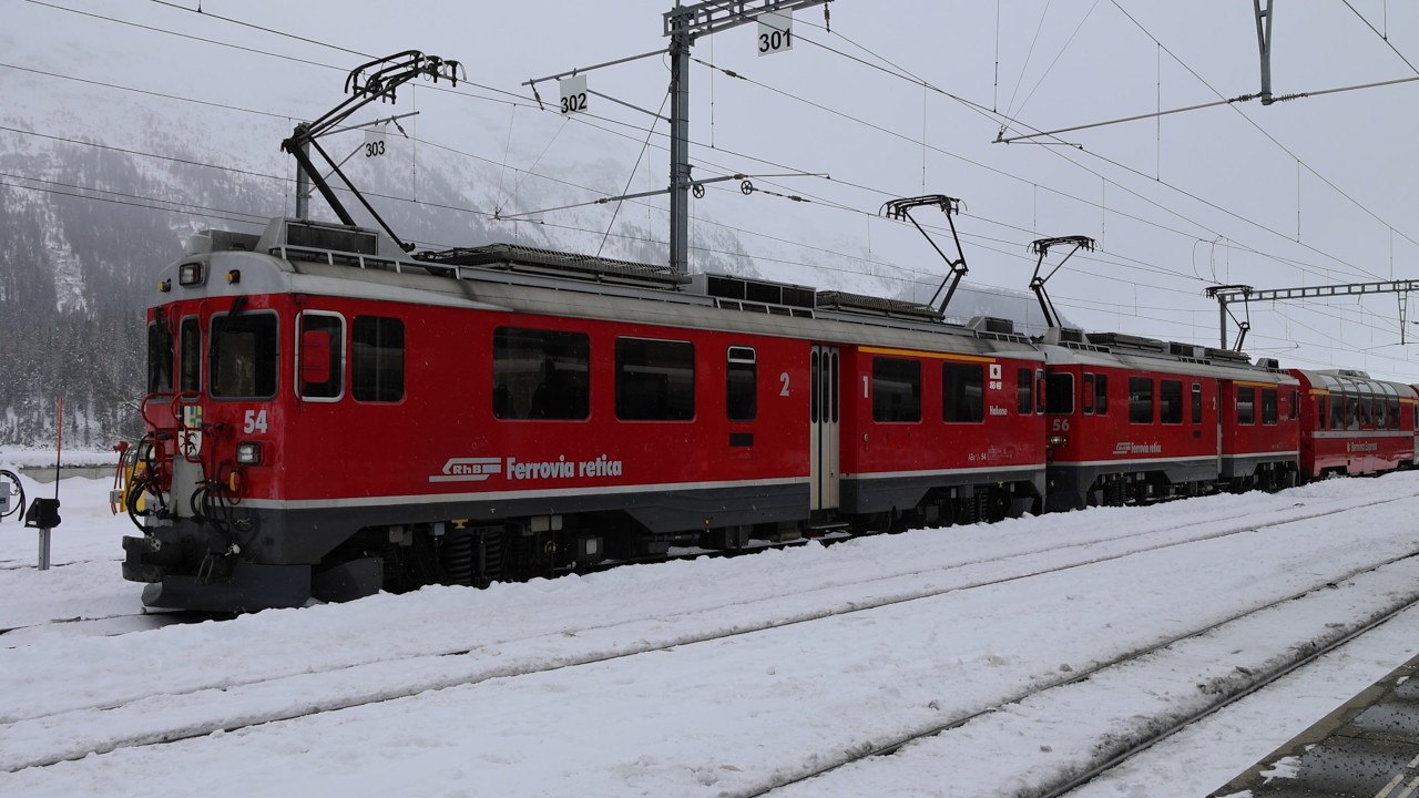 RhB, EXT-Bernina Express mit ABe 4/4 III Nr. 54 und 56, Rangiermanöver BEX in St. Moritz, 21.02.2026