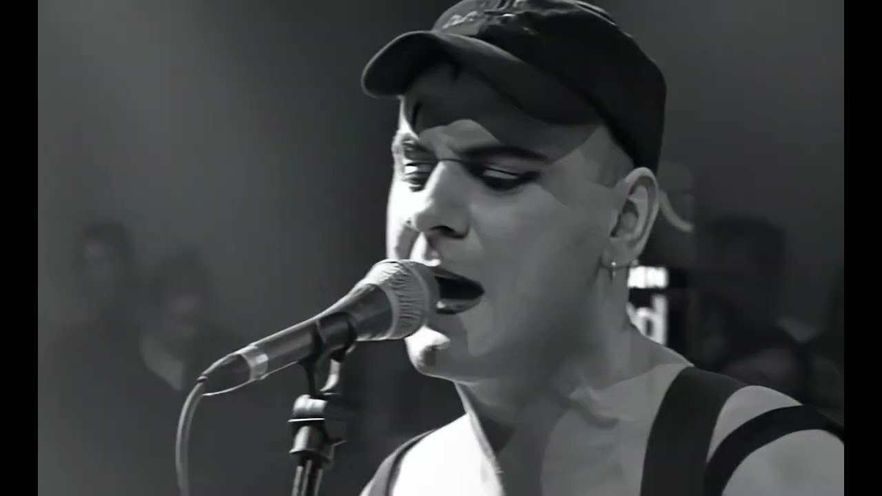 The Bates - Viva Overdrive 99 (HD / DVD Upscale)