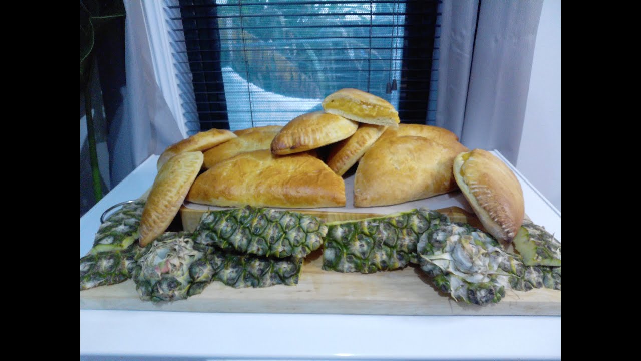 Pai Fala. Half Moon Pies. | #PaiFala | #HalfMoonPies |#PineappleHalfMoonPies | #Polytube