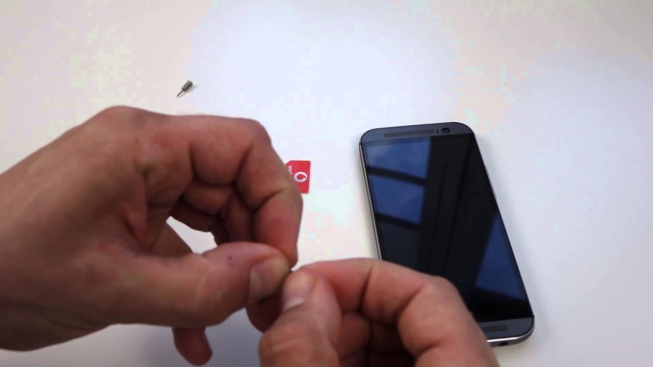 HTC One M8 nanoSIM-Karte einlegen
