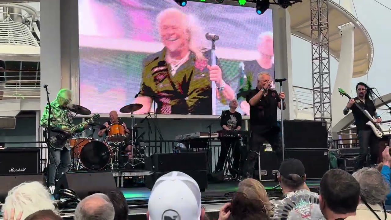 URIAH HEEP - Stealin’ - Rock Legends Cruise XIII