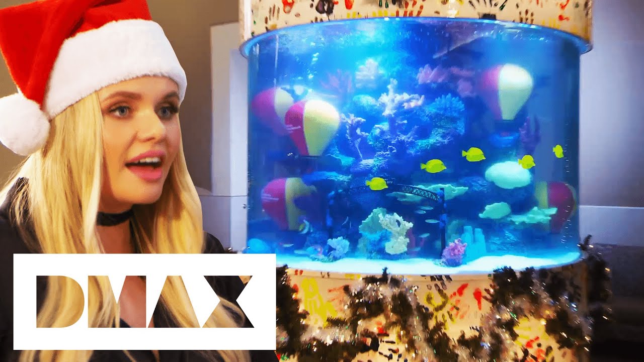 The Guys Make A Christmas Tank For The Hurley Children's Hospital | Tanked