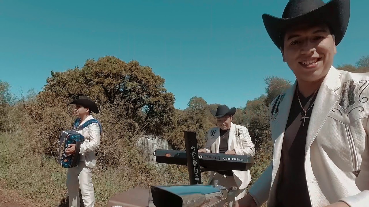 LOS CHARROS DE LUCHITO Y RAFAEL - AMIGO