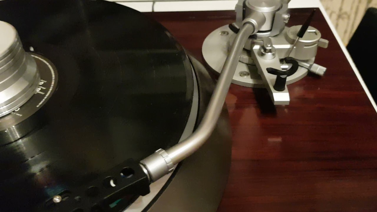 Denon DP-70M