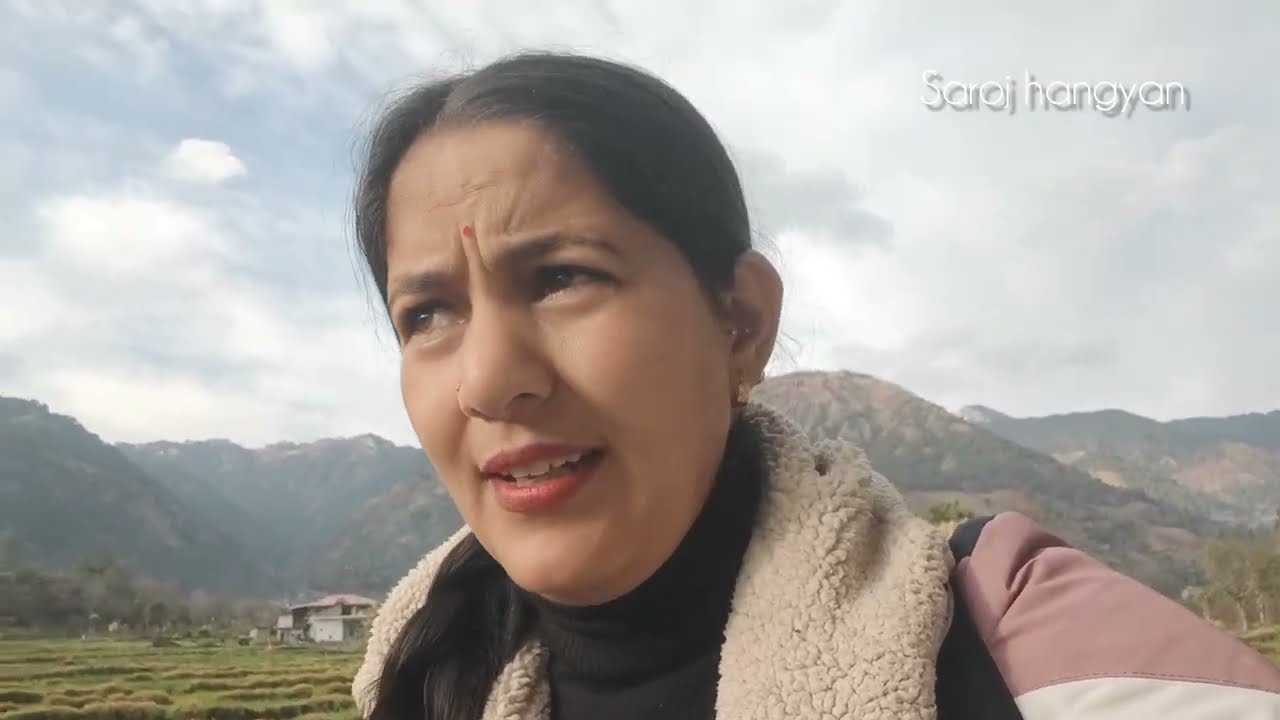 आज बिजली ने बहुत परेशान किया दुकान में ।। 