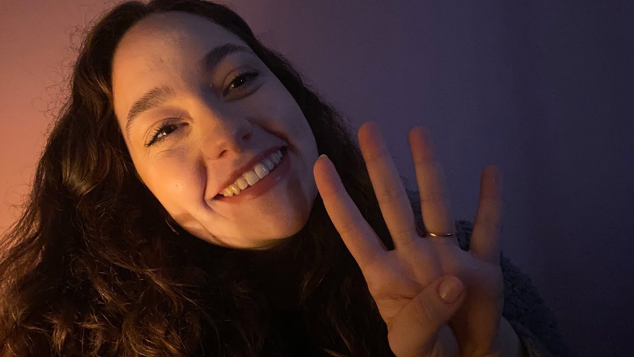 ASMR Especial 4 mil inscritos (sussurrando nomes)