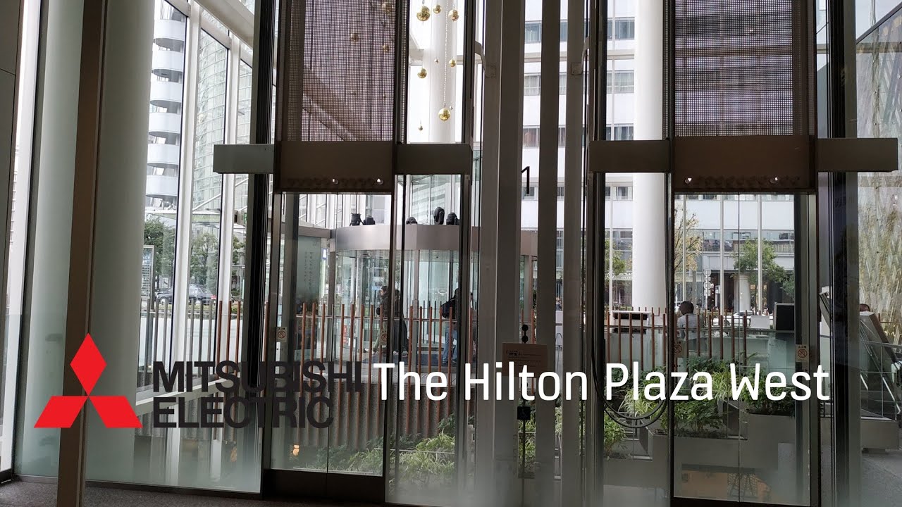 Mitsubishi scenic lifts at The Hilton Plaza West