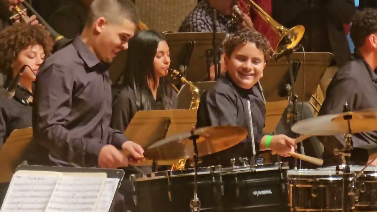 Presentacion Estrellas de la Salsa para la Libre de Musica