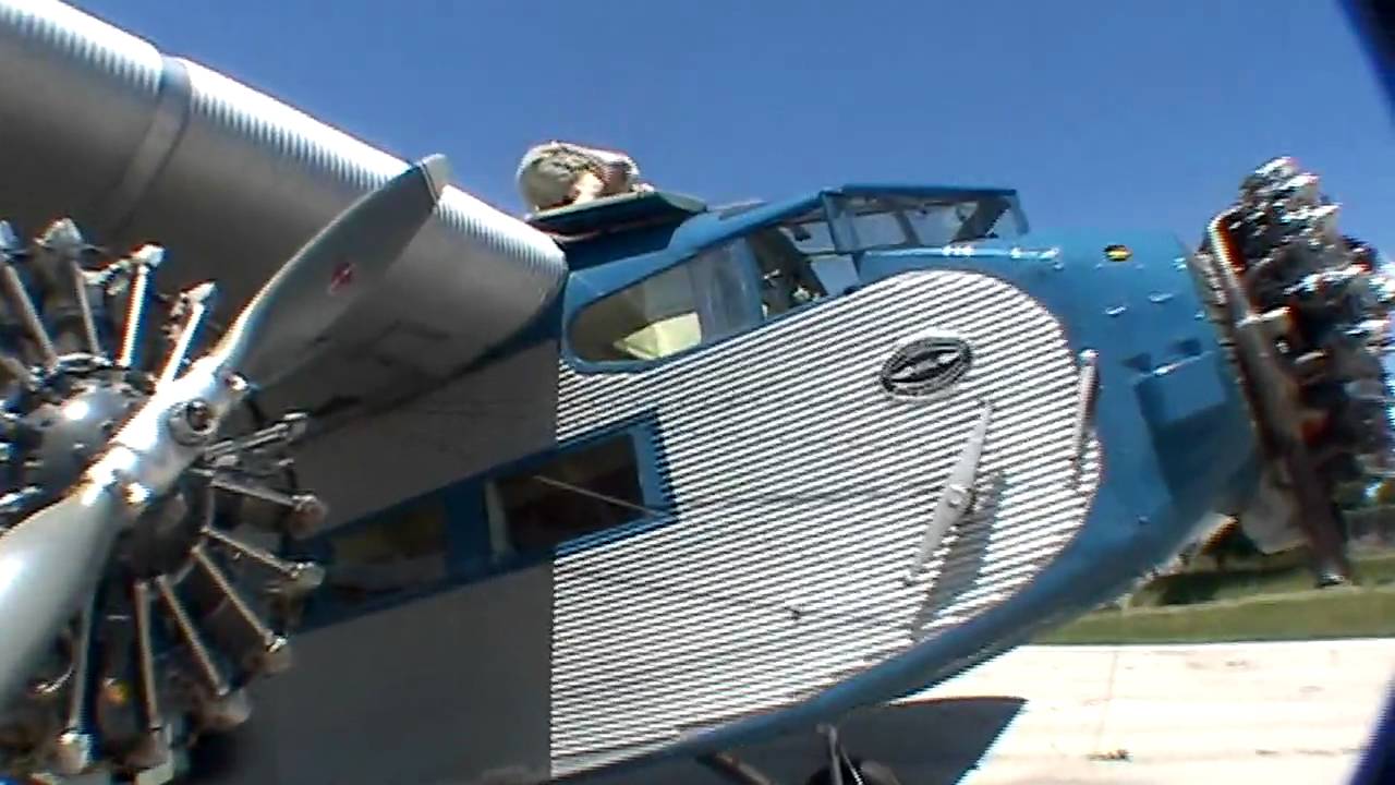 TriMotor Walk Around and cockpit tour. Part 1