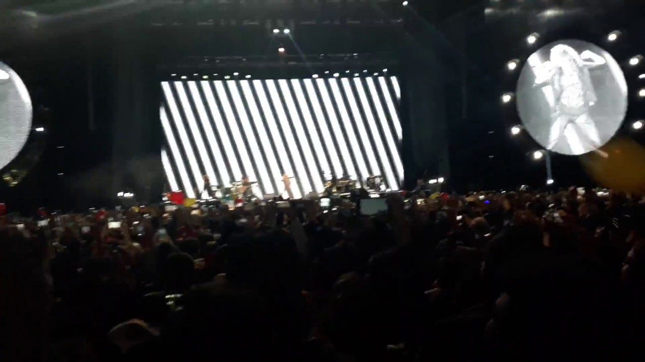 Shakira Estoy Aquí/Dónde Estás Corazón Bogotá - Colombia 2018 - El Dorado World Tour