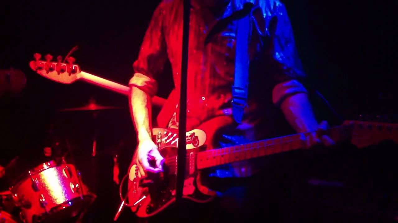 The Renderers live Old Bar Melbourne 2011-04-15 track 2