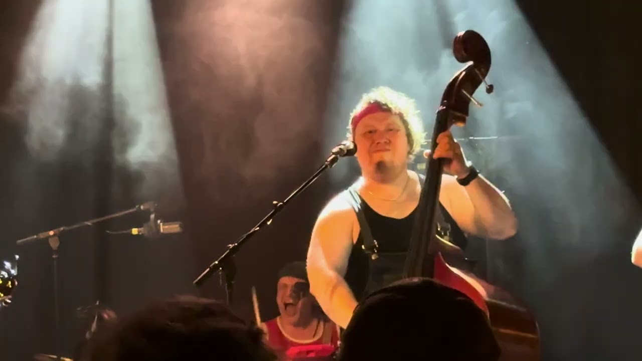 Kickstart My Heart 💗 (Motley Crüe) - Steve 'n' Seagulls Live at The Nectar Lounge 3/24/2024