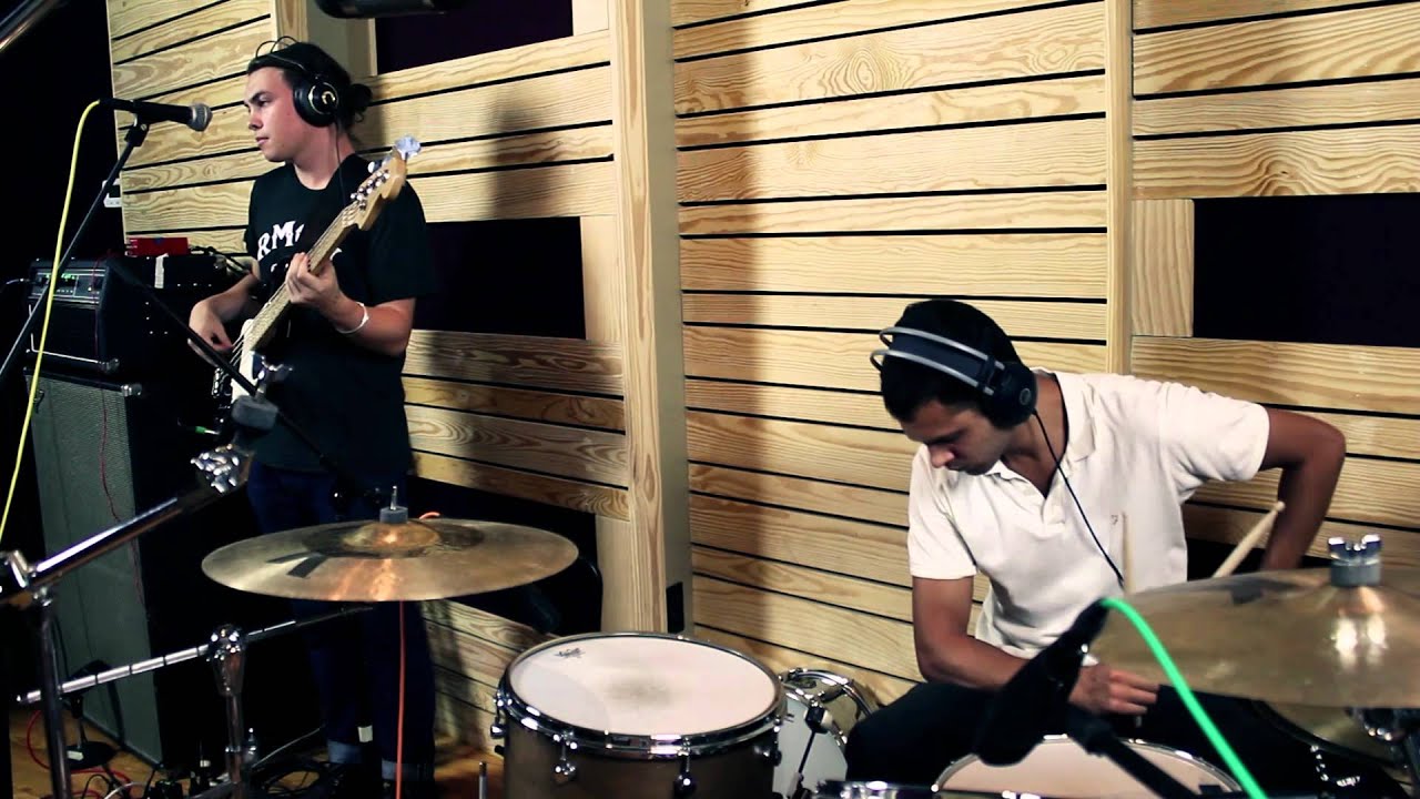 Bombay Bicycle Club "Shuffle" | OFF THE AVENUE E119