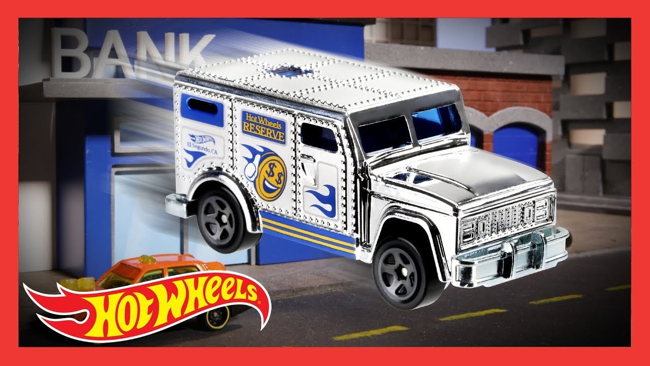 HW METRO ™ en “ EL GRAN TRABAJO ” 💰🚓 | @HotWheelsEspañol