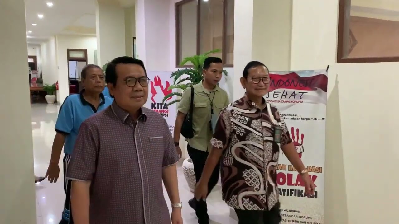 KETUA MAHKAMAH AGUNG RI KUNJUNGI PENGADILAN TINGGI DENPASAR