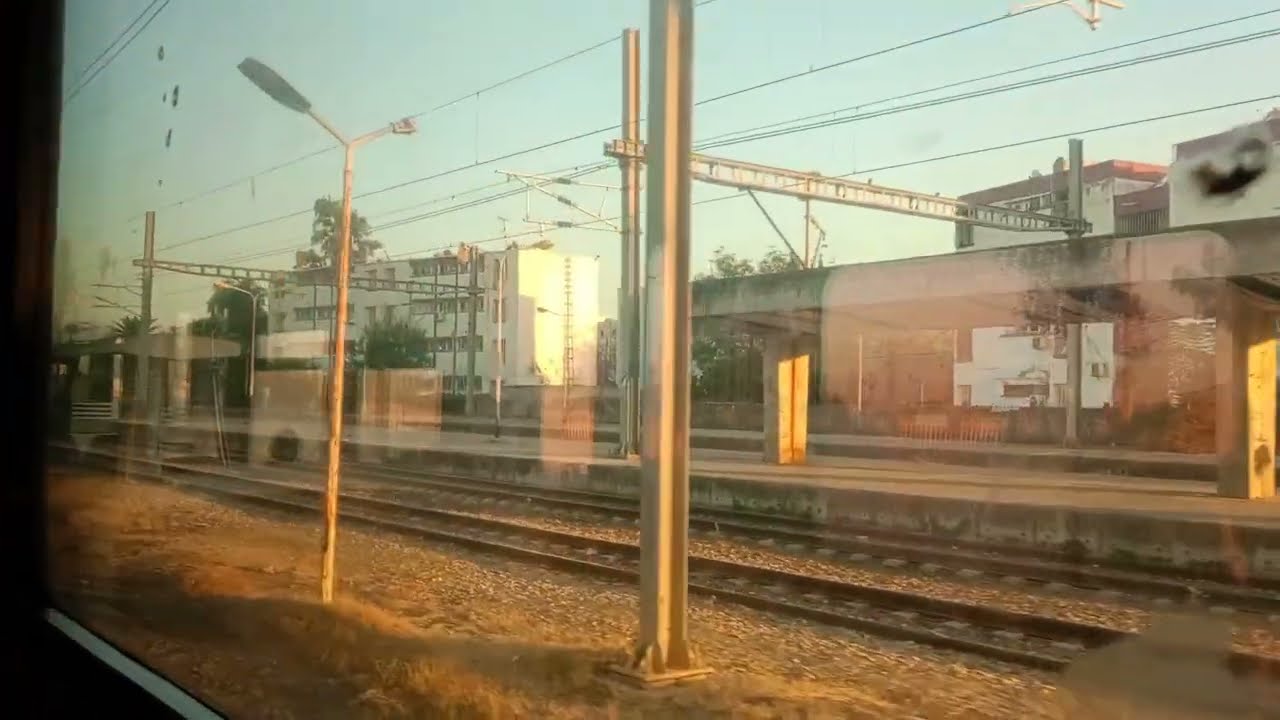 رحلة من محطة العفرون الى موزاية على متن قطار الضواحي | Trip on suburban train (ElAffourn - Mouzaia)