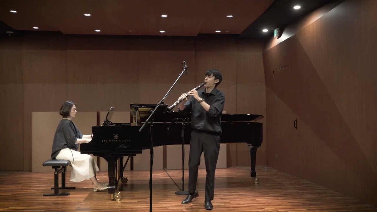 Debussy - Première Rhapsodie pour Clarinette et piano, Ahn Yubin