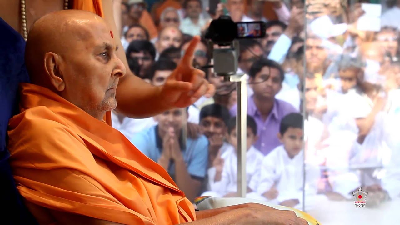 Guruhari Darshan 9 May 2015 - Pramukh Swami Maharaj's Vicharan