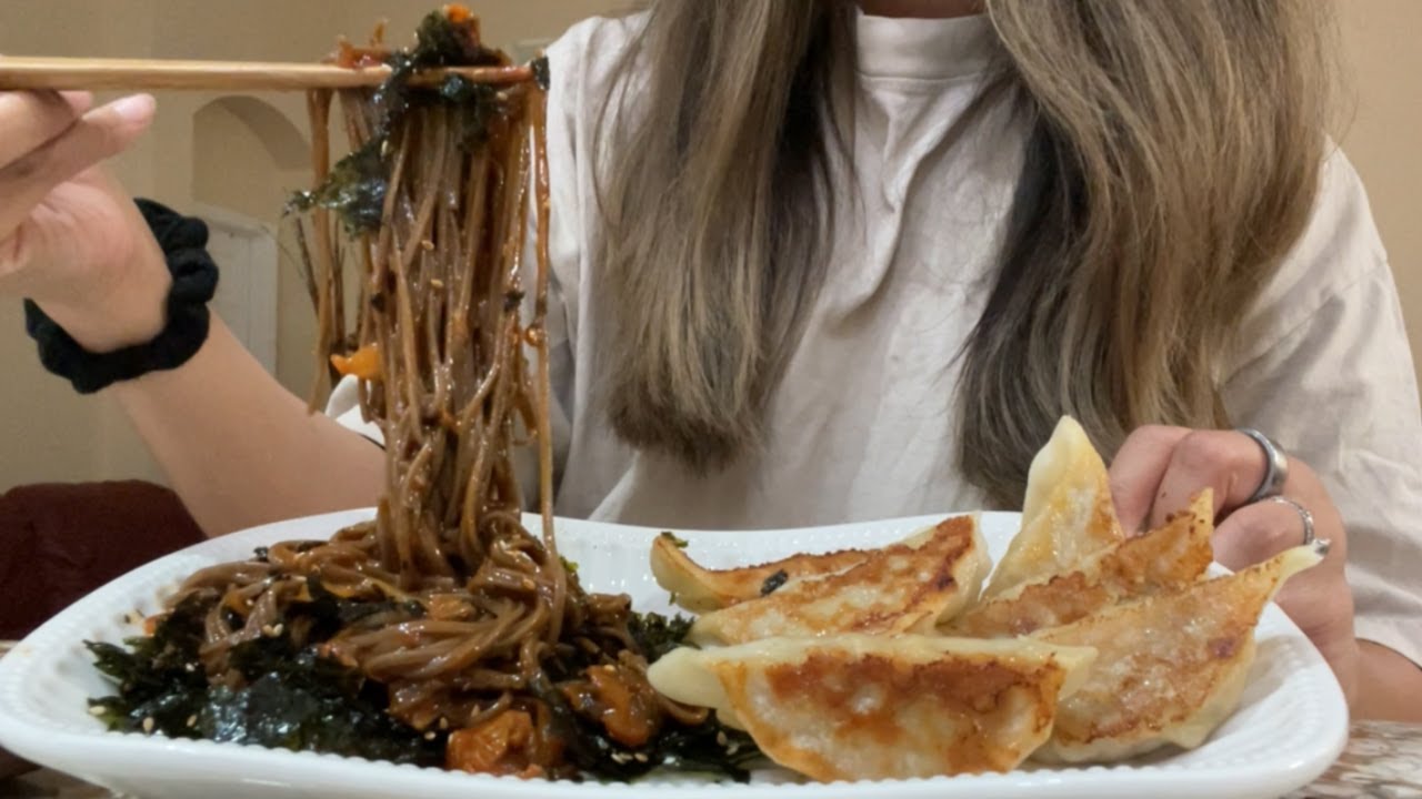 ASMR Eating: spicy cold noodles & pan fried dumplings