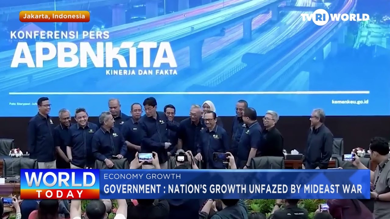 ПРАВИТЕЛЬСТВО; РОСТ СТРАНЫ, НЕ ИЗБЕЖАВШИЙ БЛИЖНЕВОСТОЧНОЙ ВОЙНЫ