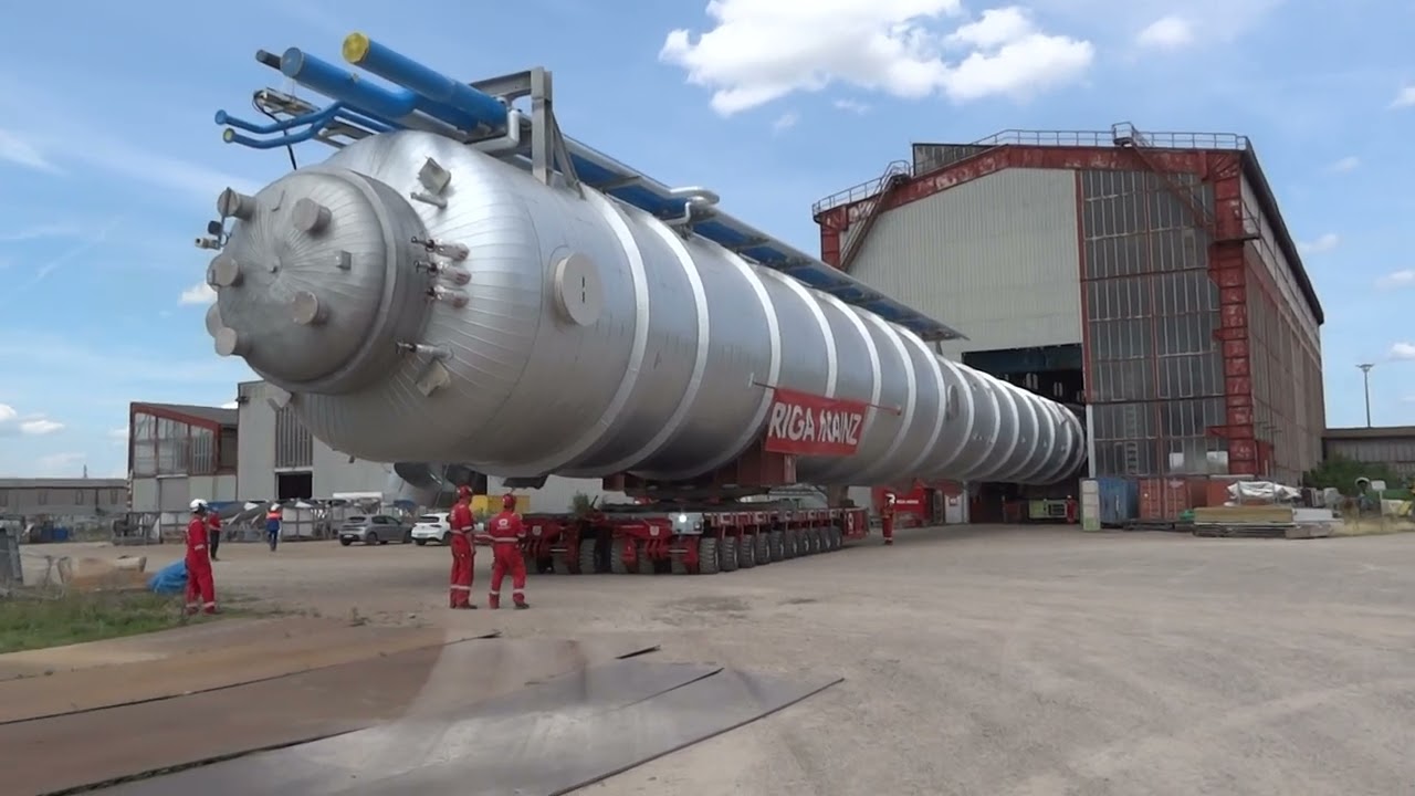 Convoi Riga Mainz, Colonne pétrochimique de 83m, Copyright Manugo