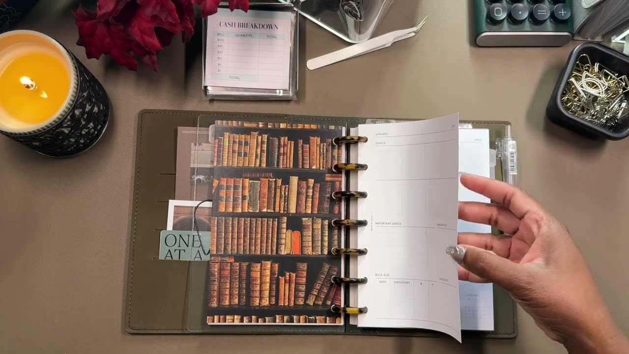 2026 Planner Flip Through | I'M BACK!!