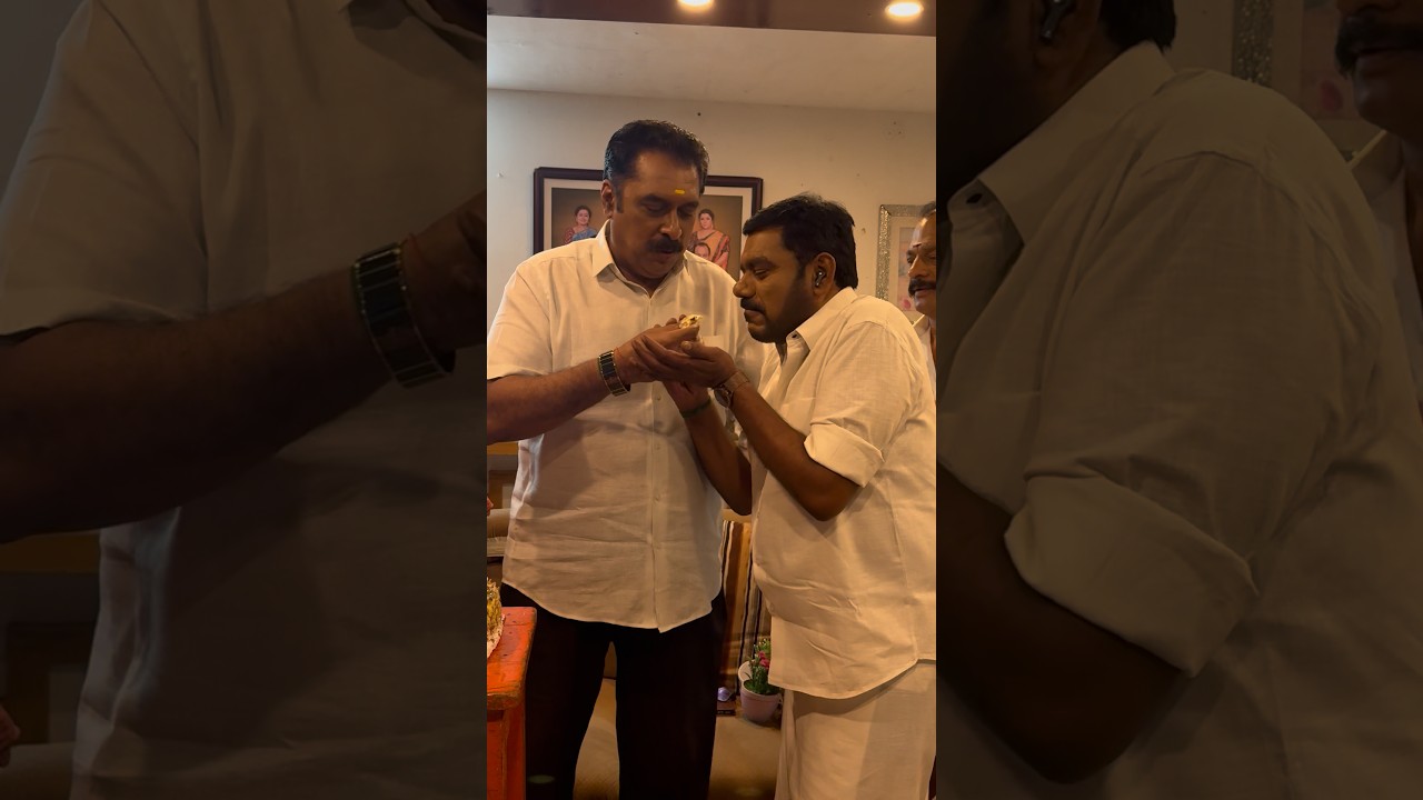 Pandian family vandhatha cake vetti kondadunom🎂🍰🤣 #sakthivijaytv #pandianstores2 #sakthifunvideo