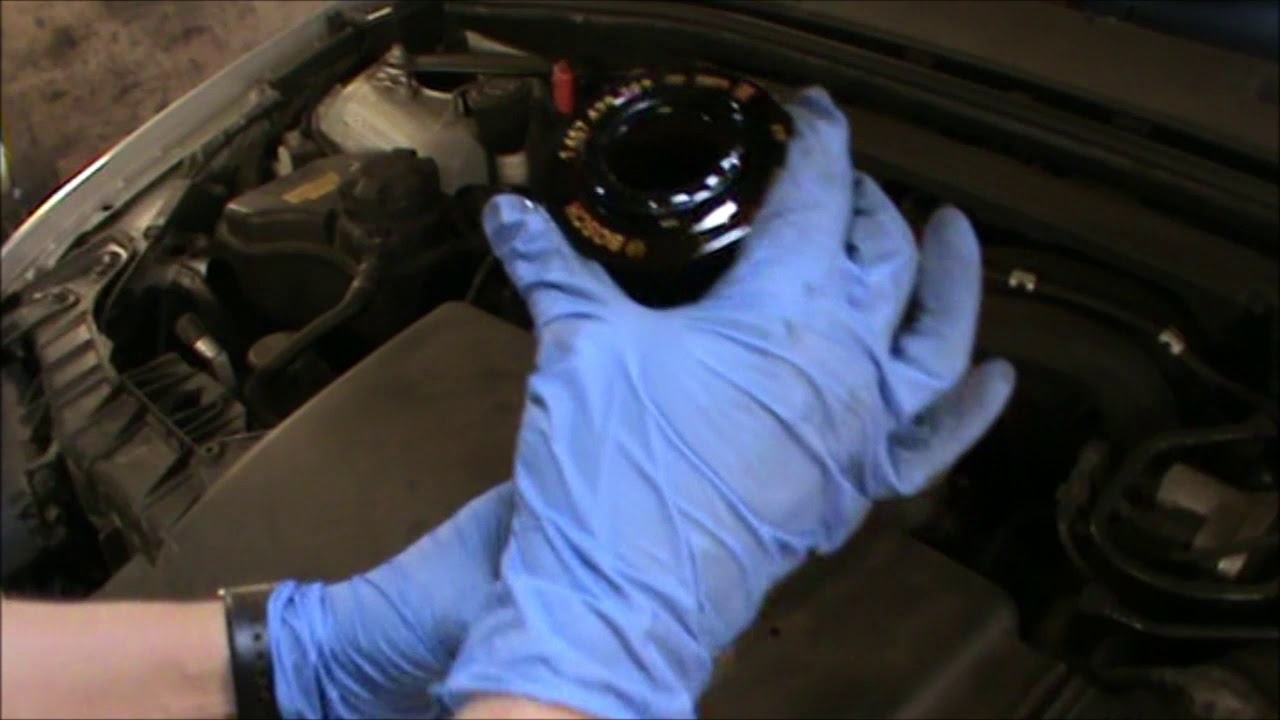 BMW E87 116i (2004–2011) Oil & Air Filter Replacement + Coolant & Screenwash Check