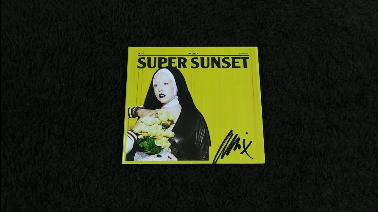 Unboxing Allie X - Super Sunset Signed CD