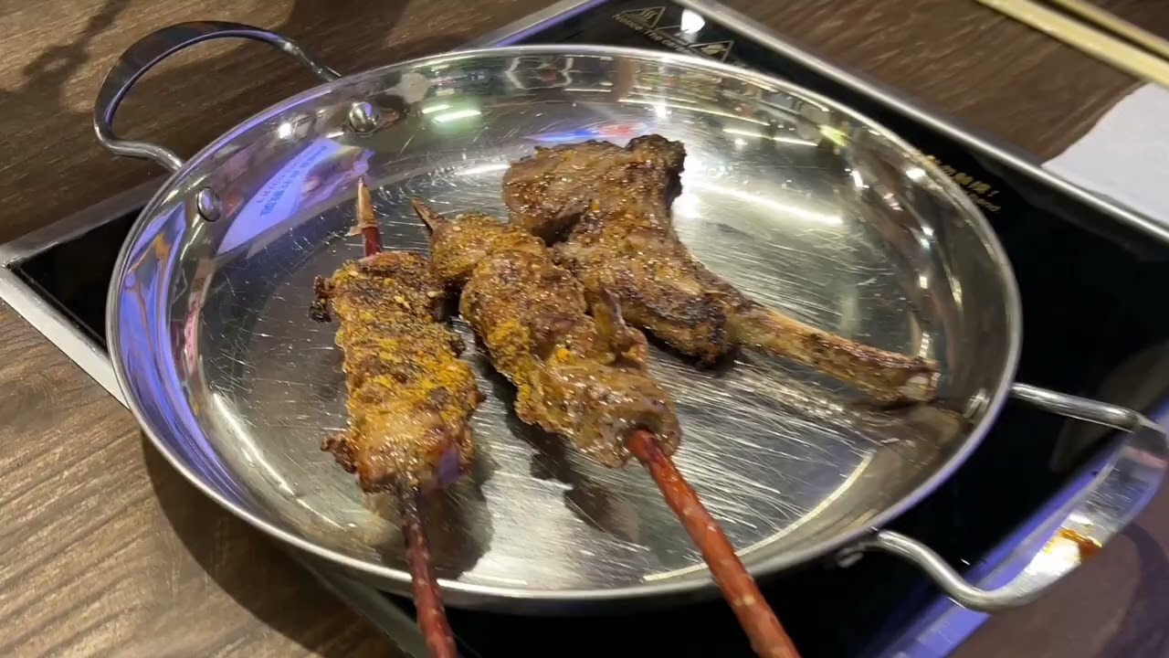 經蓮塘口岸去到燕南站一出 就見到寶樹里 盒馬鮮生食海鮮 羊架 好美味！