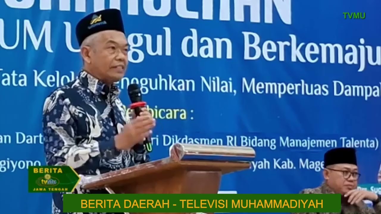 MAGELANG Sarasehan Penguatan Tata Kelola dan Peningkatan Kompetensi Kepala Sekolah Muhammadiyah