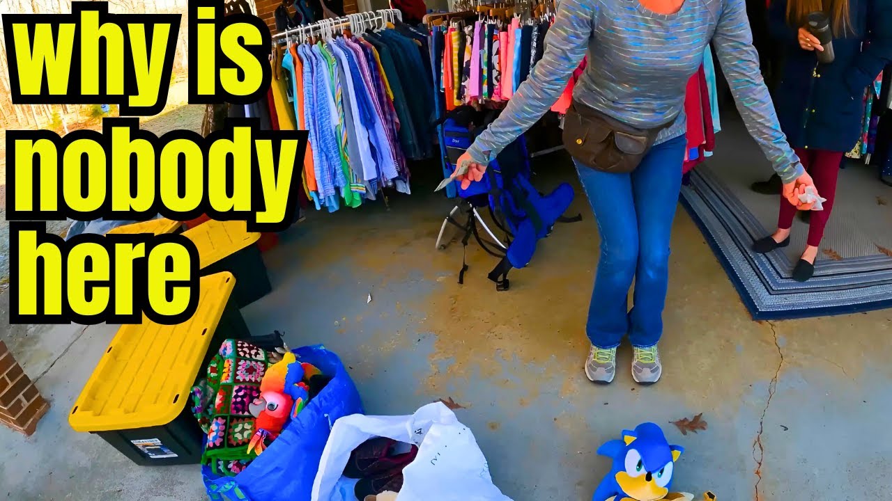 I WAS FIRST AND I WAS ALONE AT THIS GARGE SALE