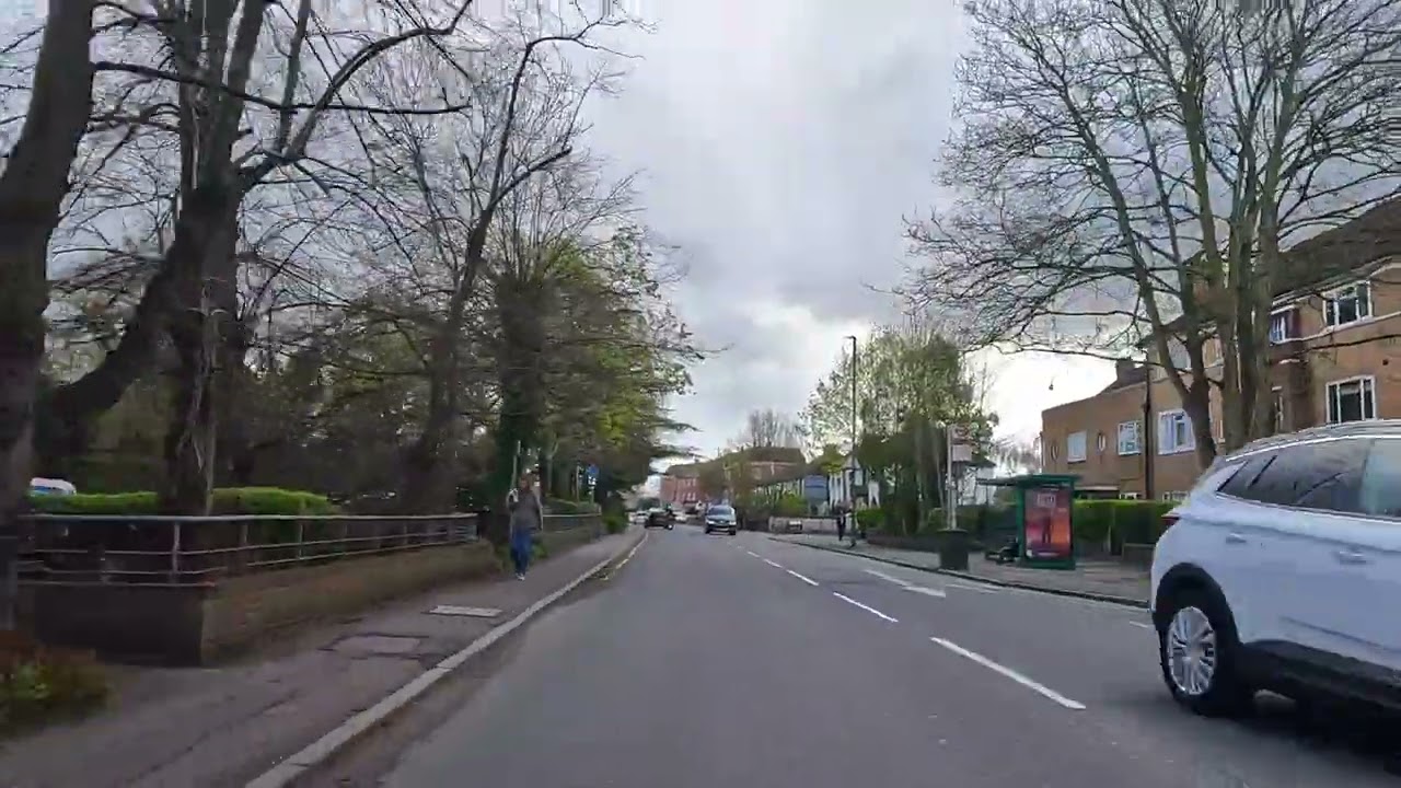 Staines - Kingston Road - County Court - Driving Tour - 4K