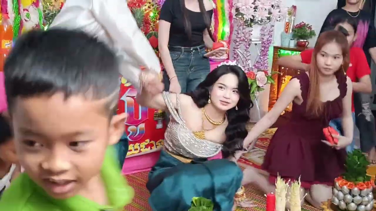 Kỹ niệm ngày cưới của cháu gái 
